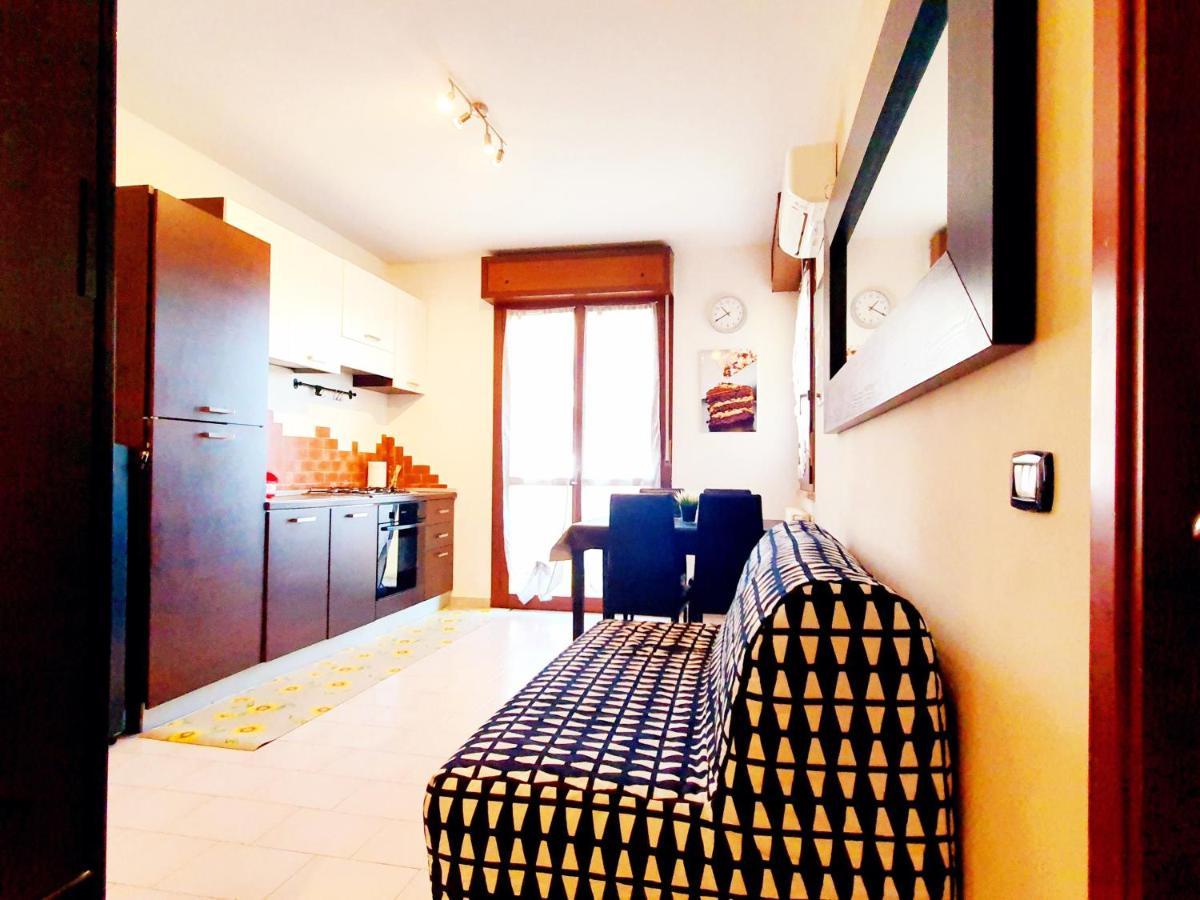 Guest Holiday Gramsci Reggio Emilia Dış mekan fotoğraf